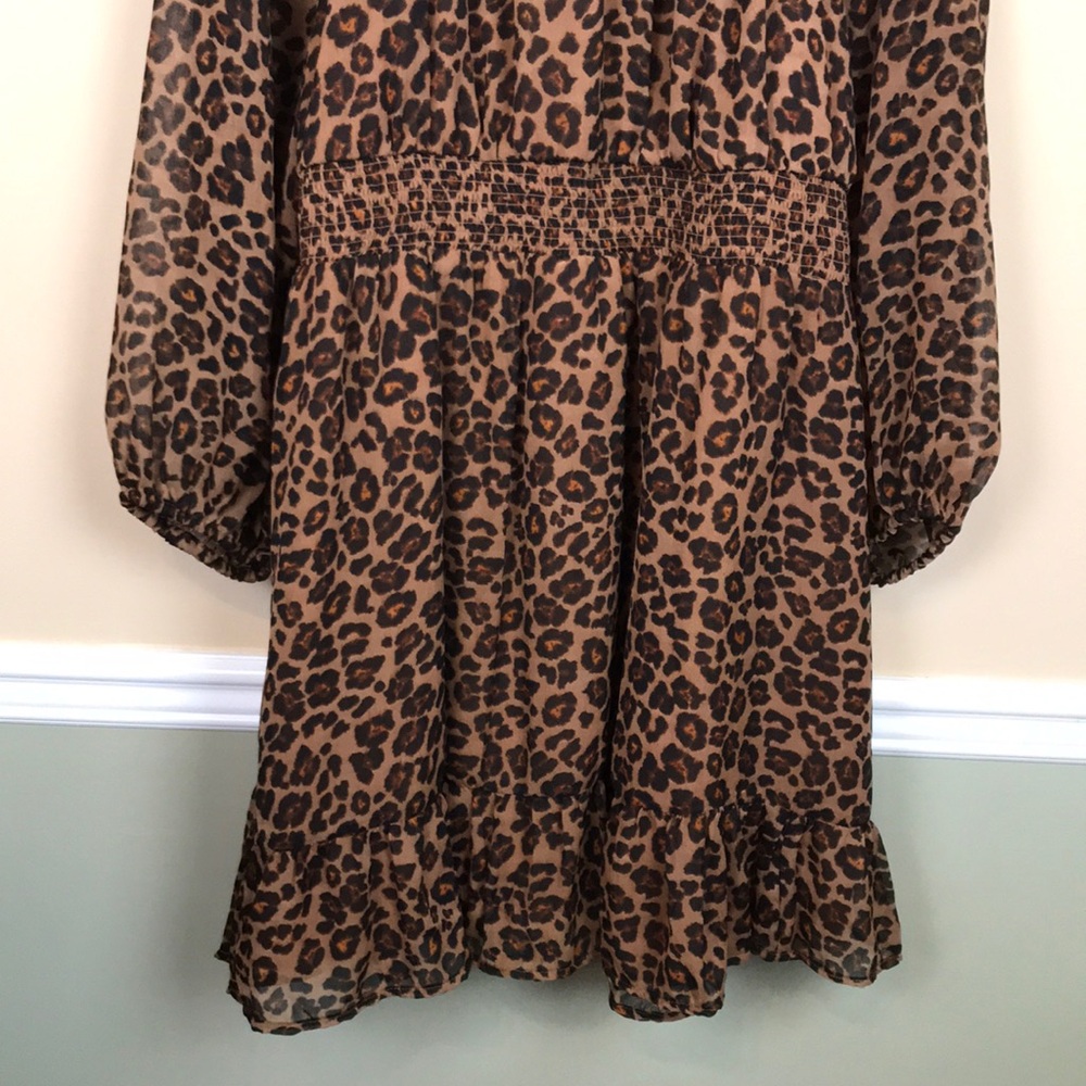 NWT Old Navy Women’s Leopard Print Long Sleeve Smocked Waist A-line Dress - Picture 3 of 12